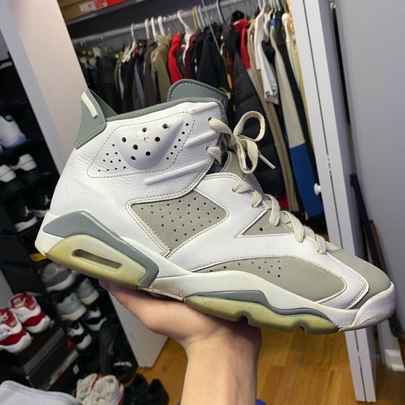 Jordan 6 Retro